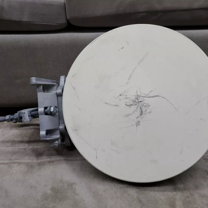 17.7 - 19.7 Ghz RFS DISH MICROWAVE ANTENNA WITH MOUNTING SB1-190CSIA2